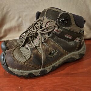 Keen Brown Hiking Boots